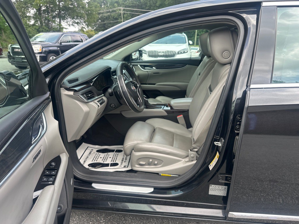 2014 Cadillac XTS Image 9
