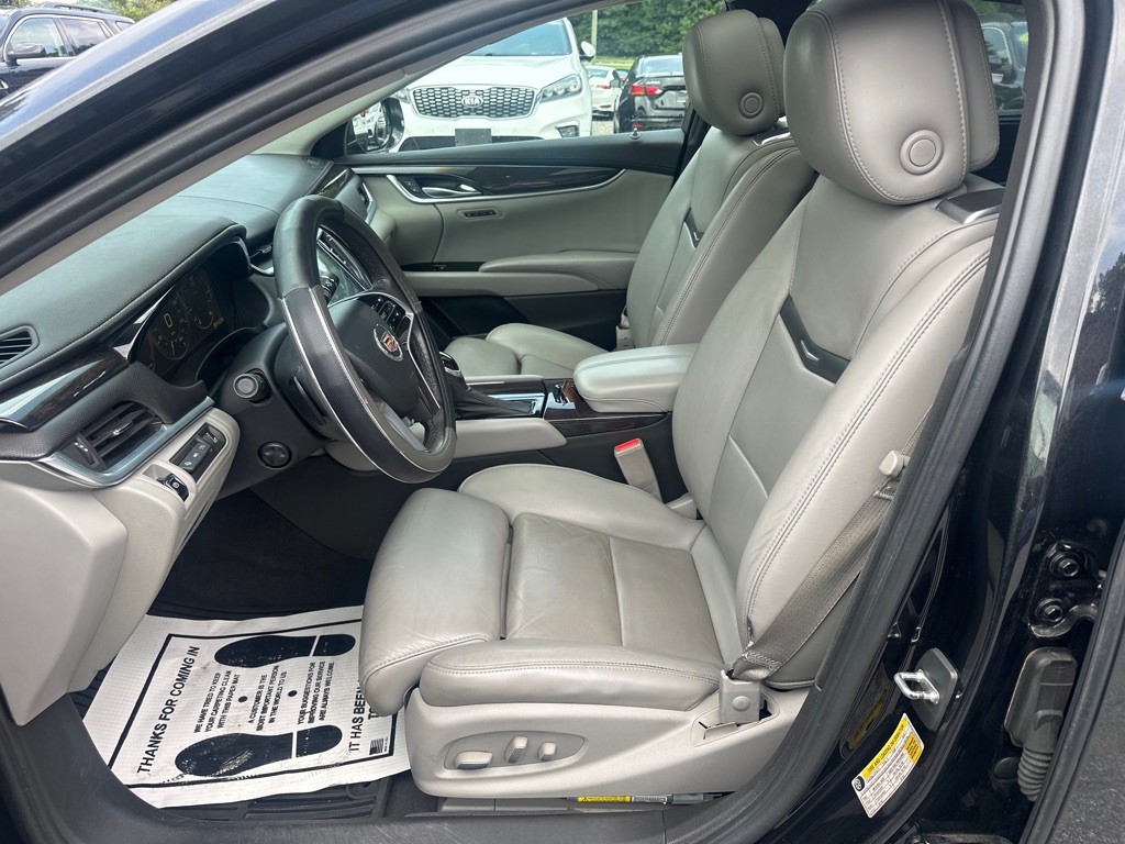 2014 Cadillac XTS Image 10