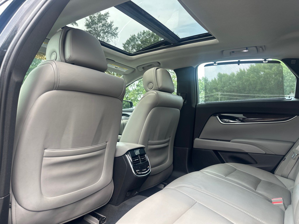 2014 Cadillac XTS Image 15