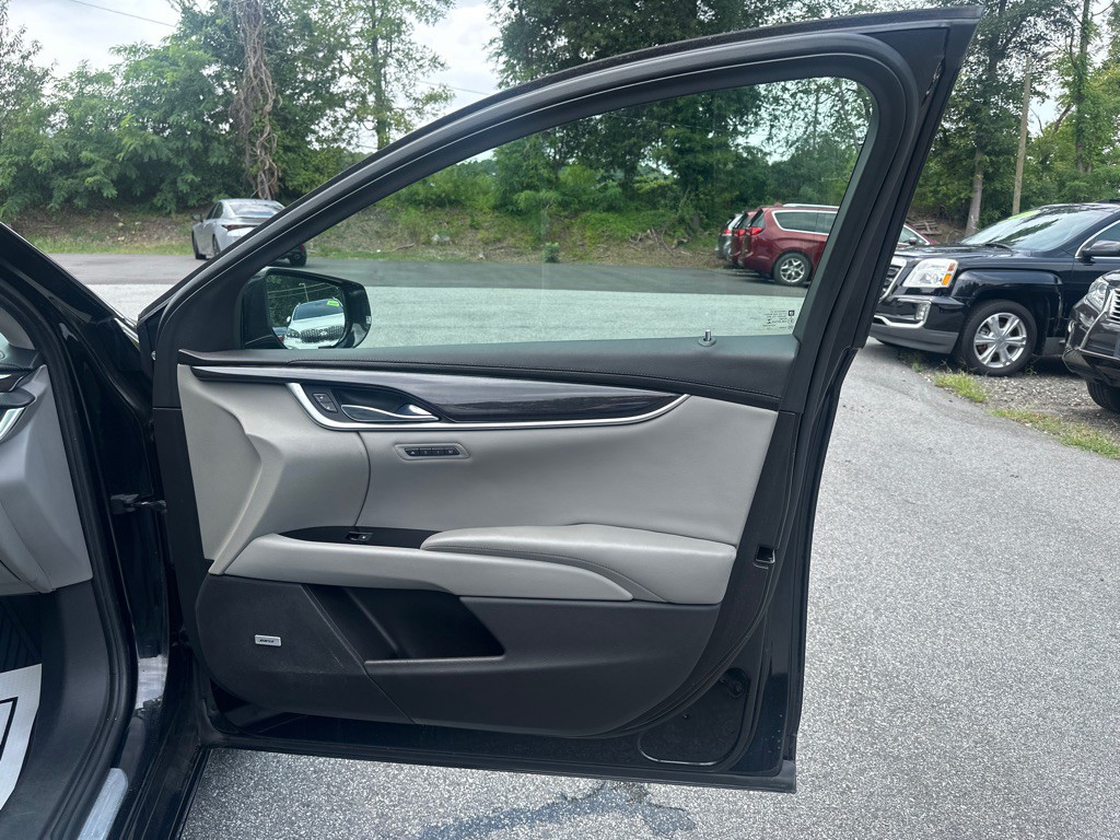 2014 Cadillac XTS Image 23