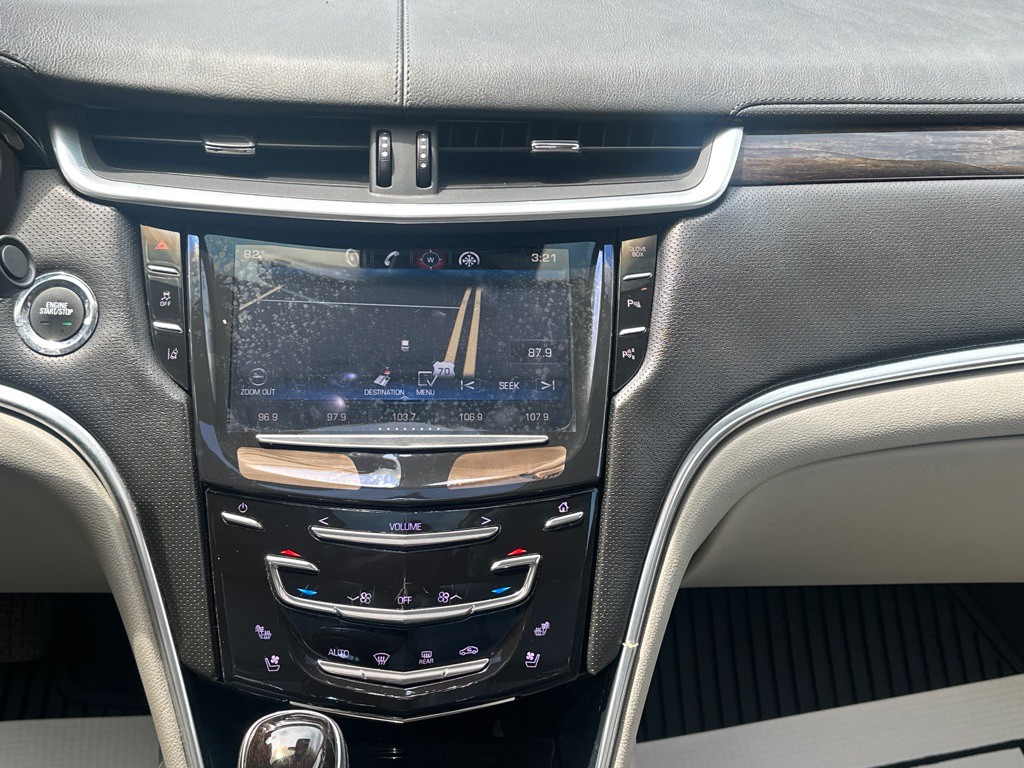 2014 Cadillac XTS Image 32