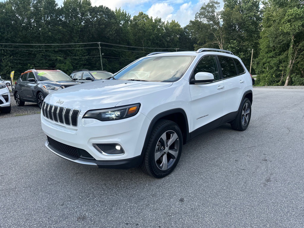 2019 Jeep Cherokee Image 2
