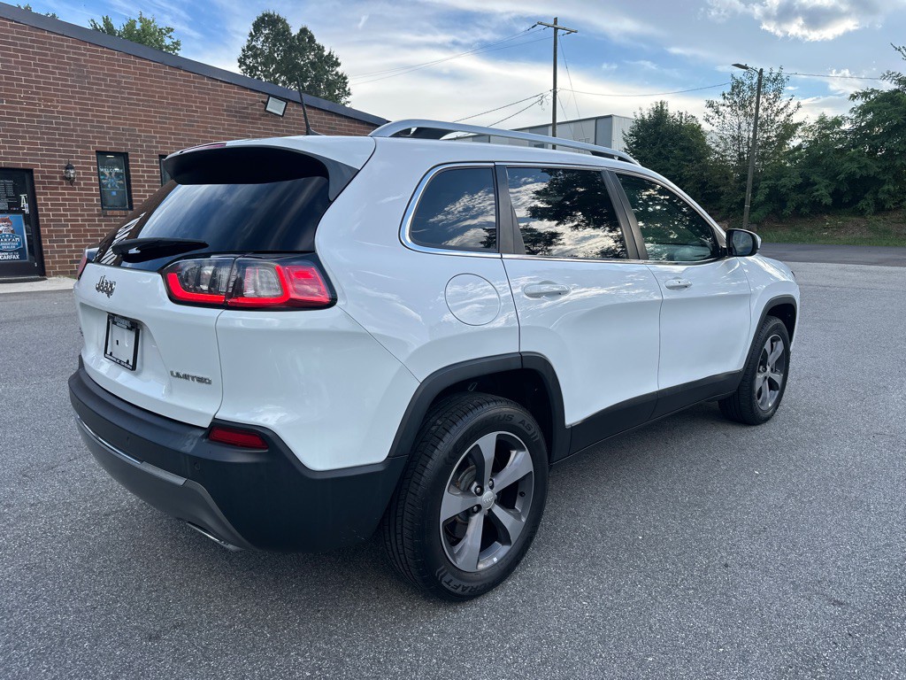 2019 Jeep Cherokee Image 7