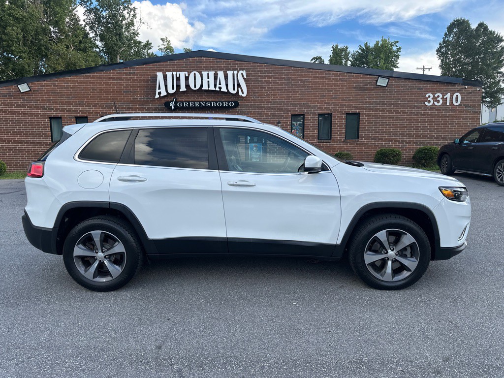 2019 Jeep Cherokee Image 8