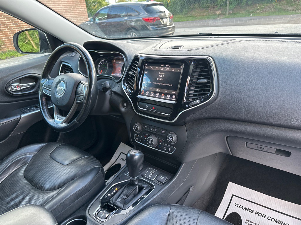 2019 Jeep Cherokee Image 20