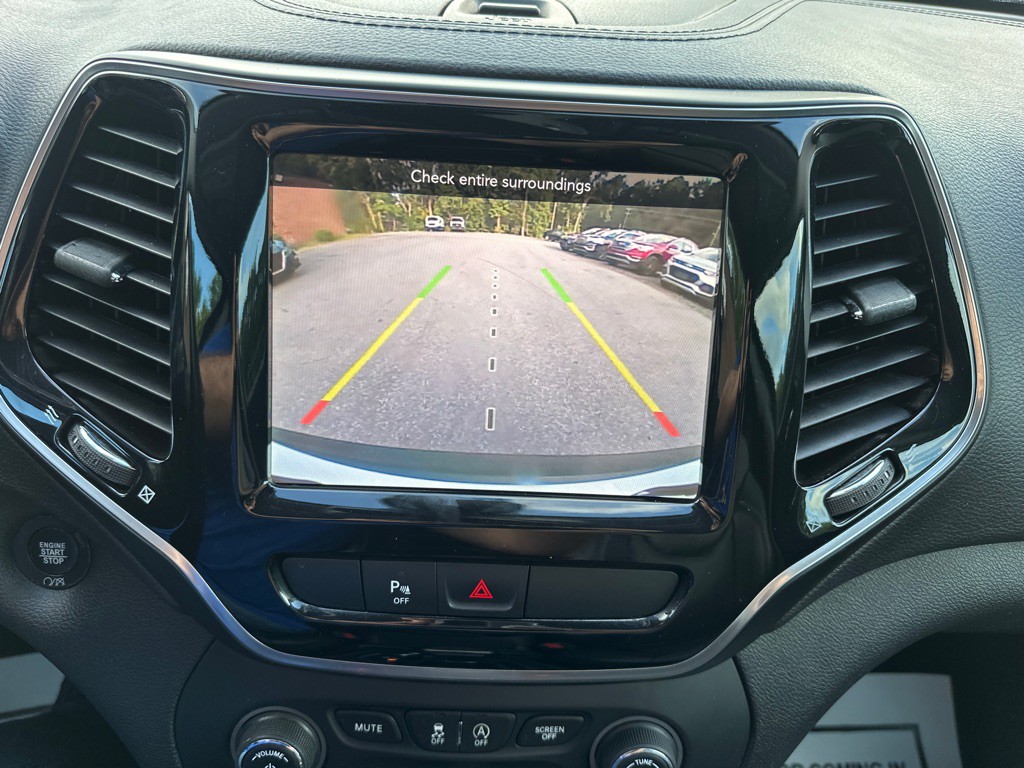 2019 Jeep Cherokee Image 33