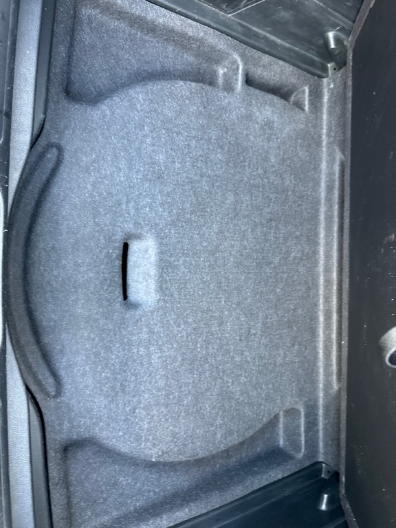 2019 Jeep Cherokee Image 36