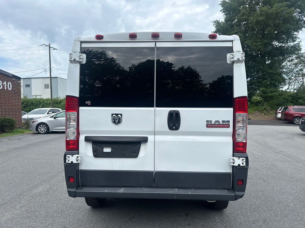 2017 RAM Promaster Image 6