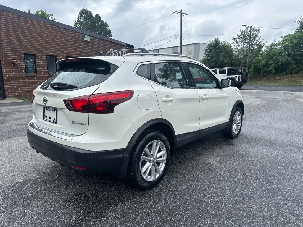 2018 Nissan Rogue Image 7
