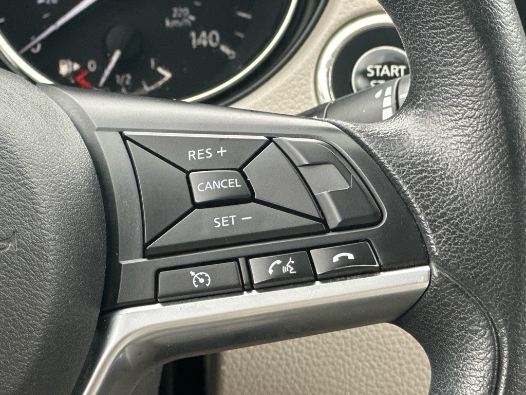2018 Nissan Rogue Image 23