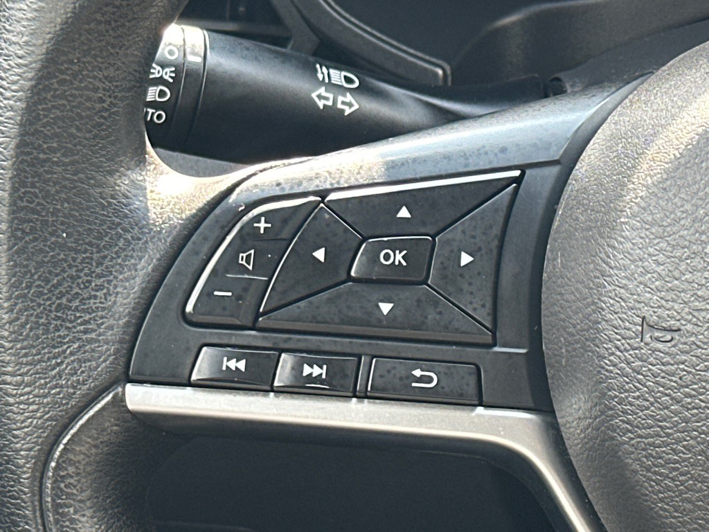 2020 Nissan Altima Image 24