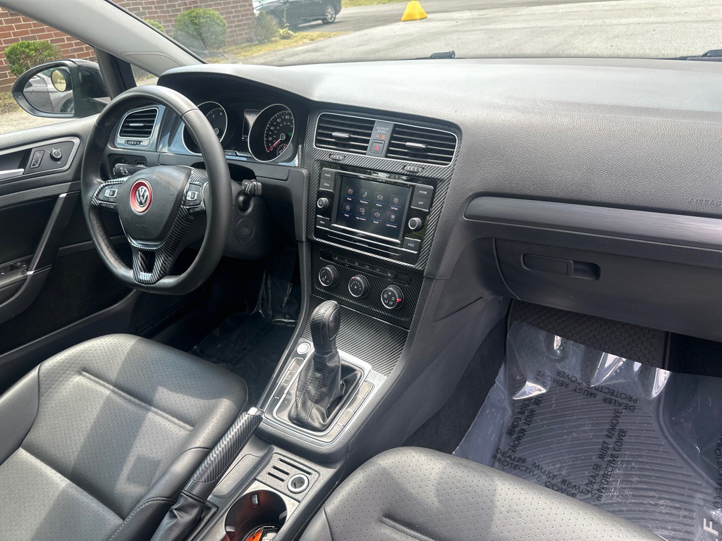 2021 Volkswagen Golf Image 21