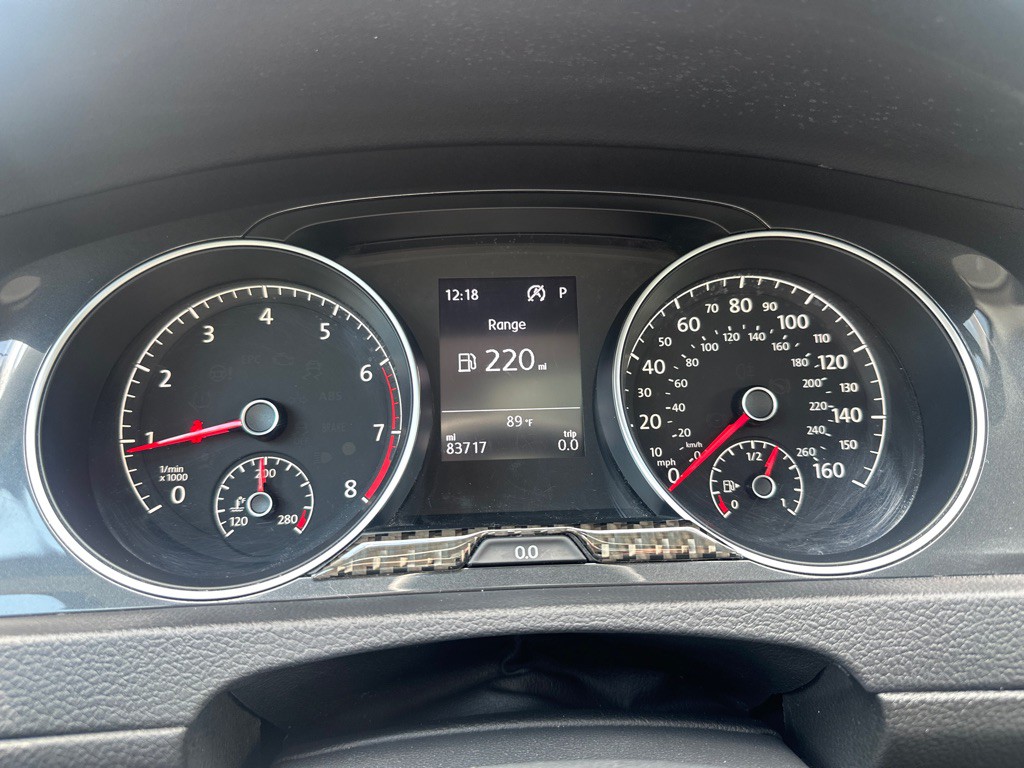 2021 Volkswagen Golf Image 37