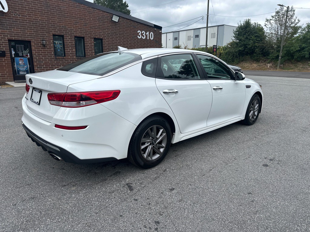2020 Kia Optima Image 6