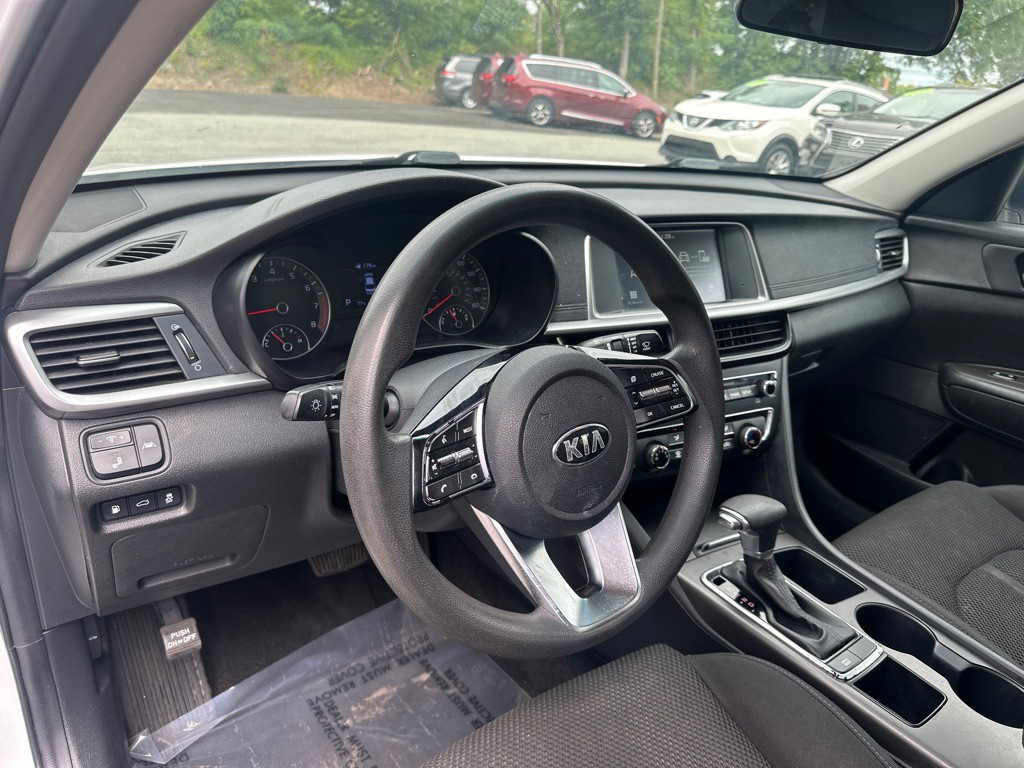 2020 Kia Optima Image 9