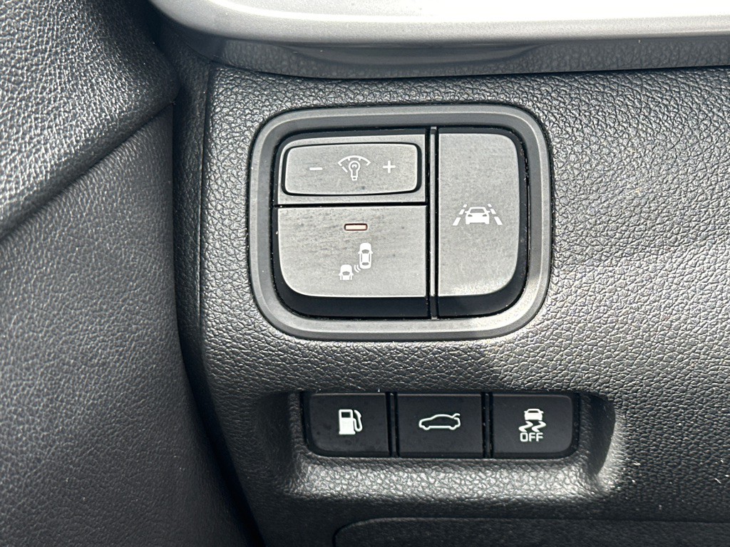 2020 Kia Optima Image 18