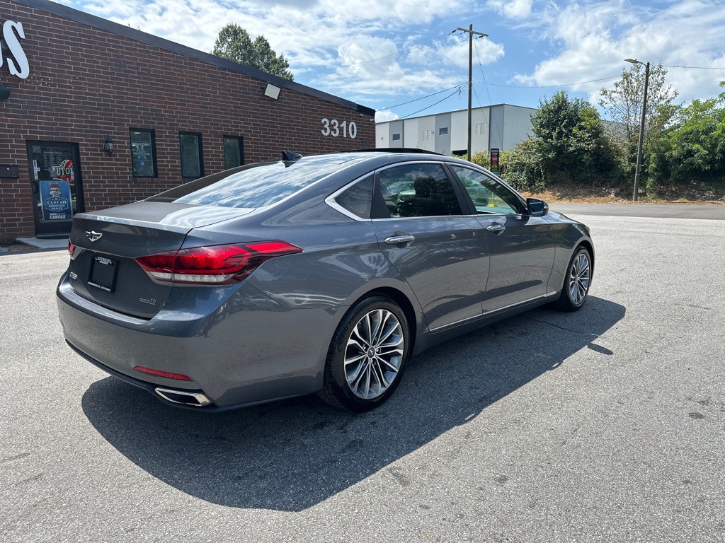 2015 Hyundai Genesis Image 7