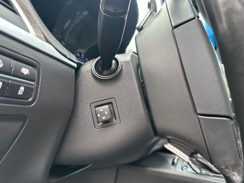 2015 Hyundai Genesis Image 36