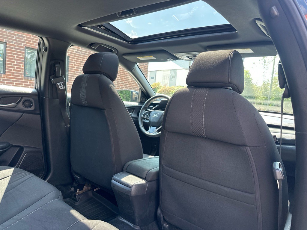 2019 Honda Civic Image 16