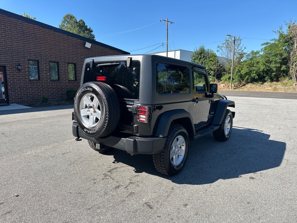 2014 Jeep Wrangler Image 7