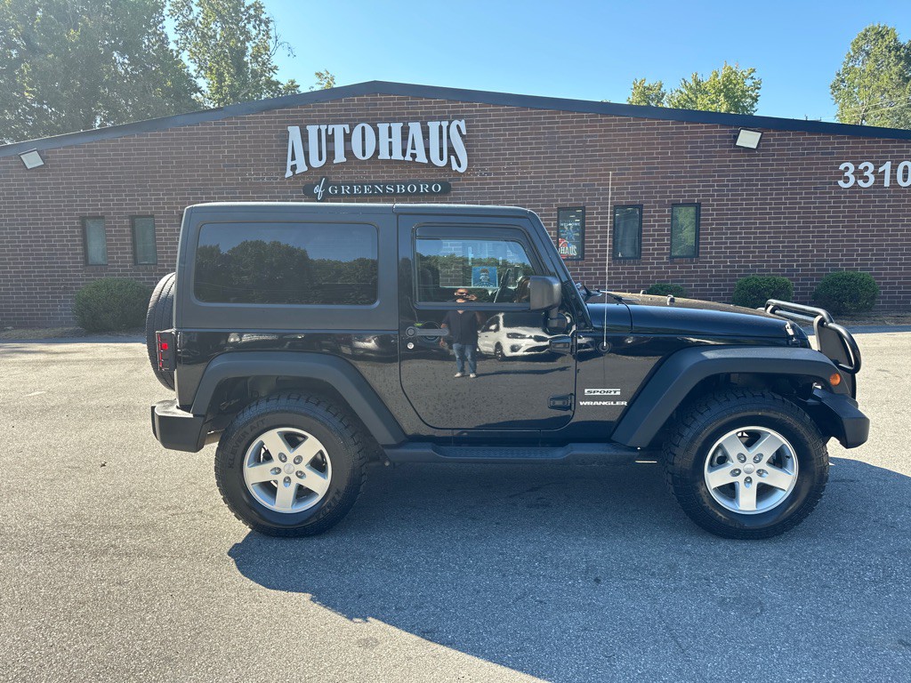 2014 Jeep Wrangler Image 8