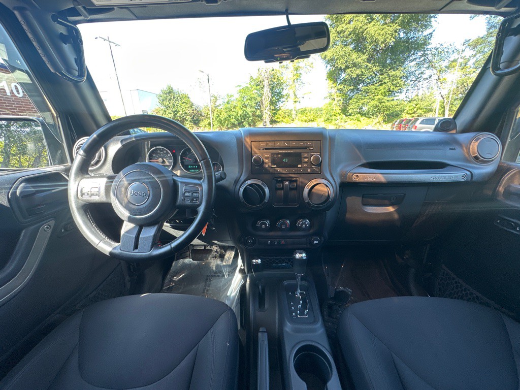 2014 Jeep Wrangler Image 26