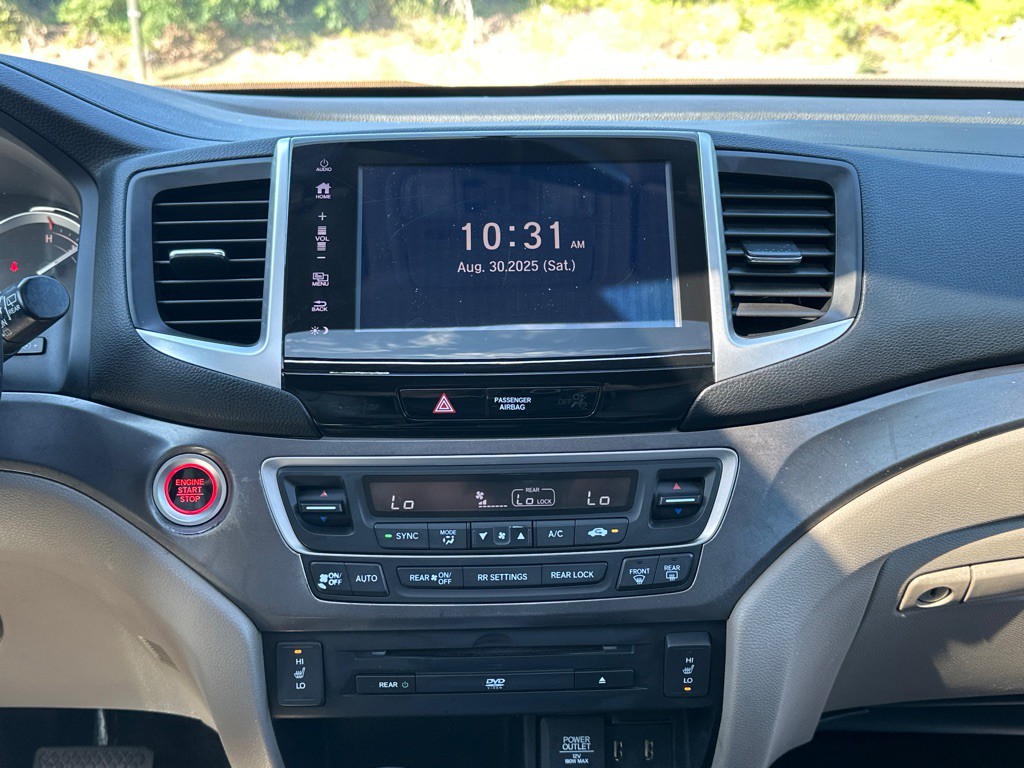 2017 Honda Pilot Image 28