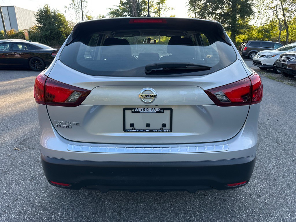 2019 Nissan Rogue Image 6