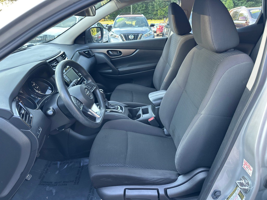 2019 Nissan Rogue Image 10