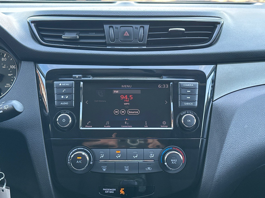 2019 Nissan Rogue Image 25