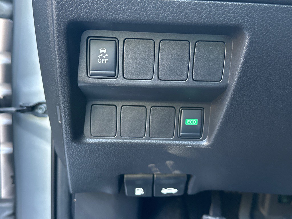 2019 Nissan Rogue Image 33