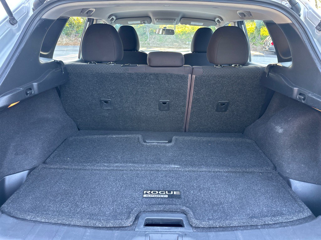 2019 Nissan Rogue Image 35