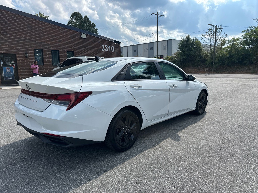 2021 Hyundai Elantra Image 6