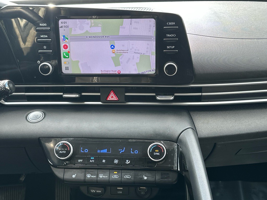 2021 Hyundai Elantra Image 24
