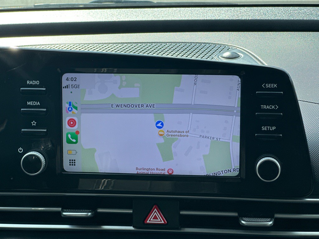 2021 Hyundai Elantra Image 25