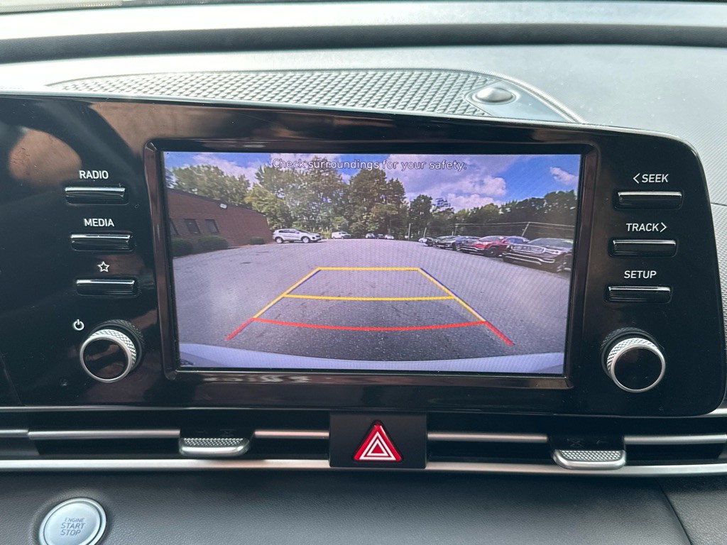 2021 Hyundai Elantra Image 26