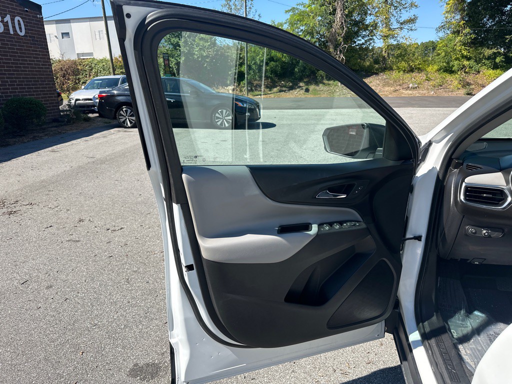 2019 Chevrolet Equinox Image 10
