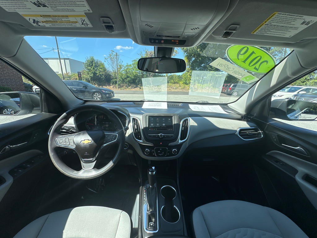 2019 Chevrolet Equinox Image 31