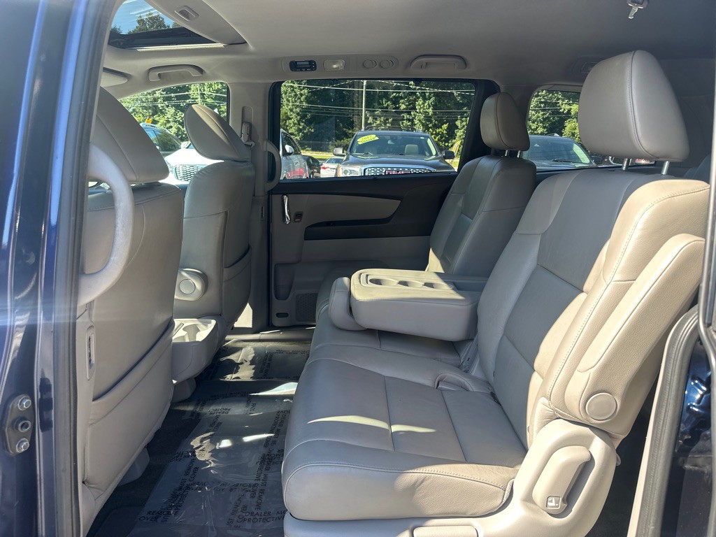 2015 Honda Odyssey Image 13