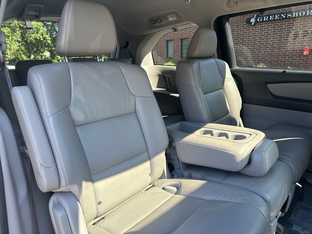 2015 Honda Odyssey Image 19