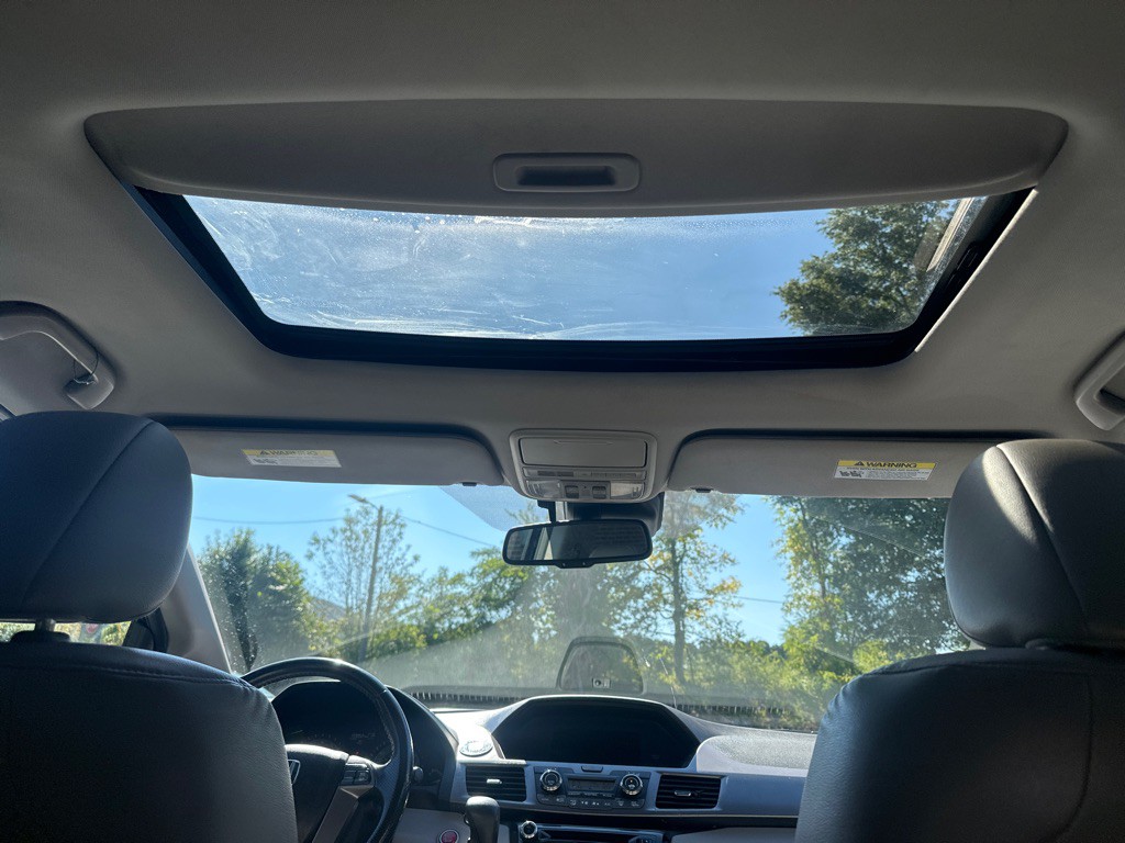 2015 Honda Odyssey Image 32
