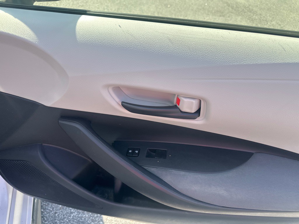 2022 Toyota Corolla Image 25