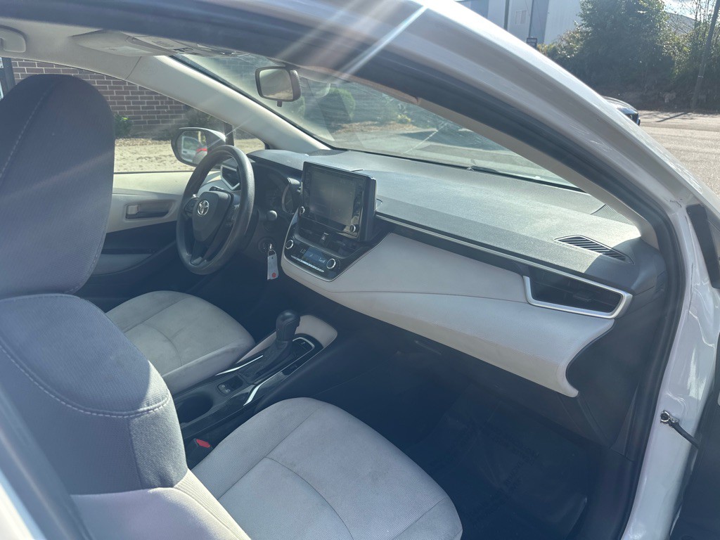 2022 Toyota Corolla Image 28