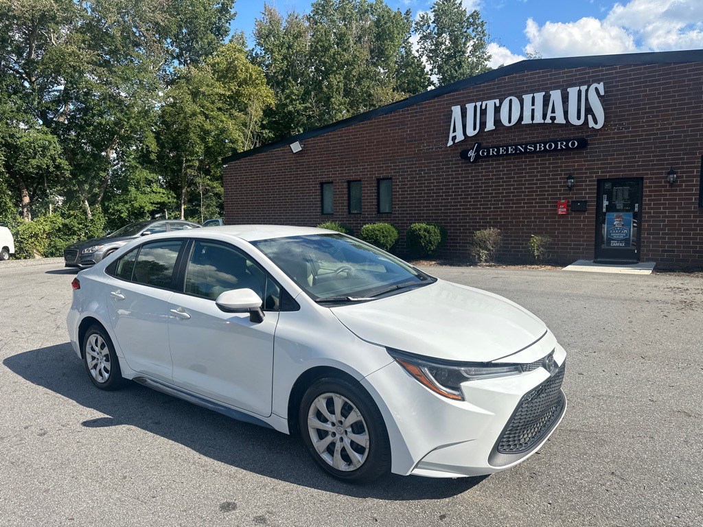 2022 Toyota Corolla Image 1
