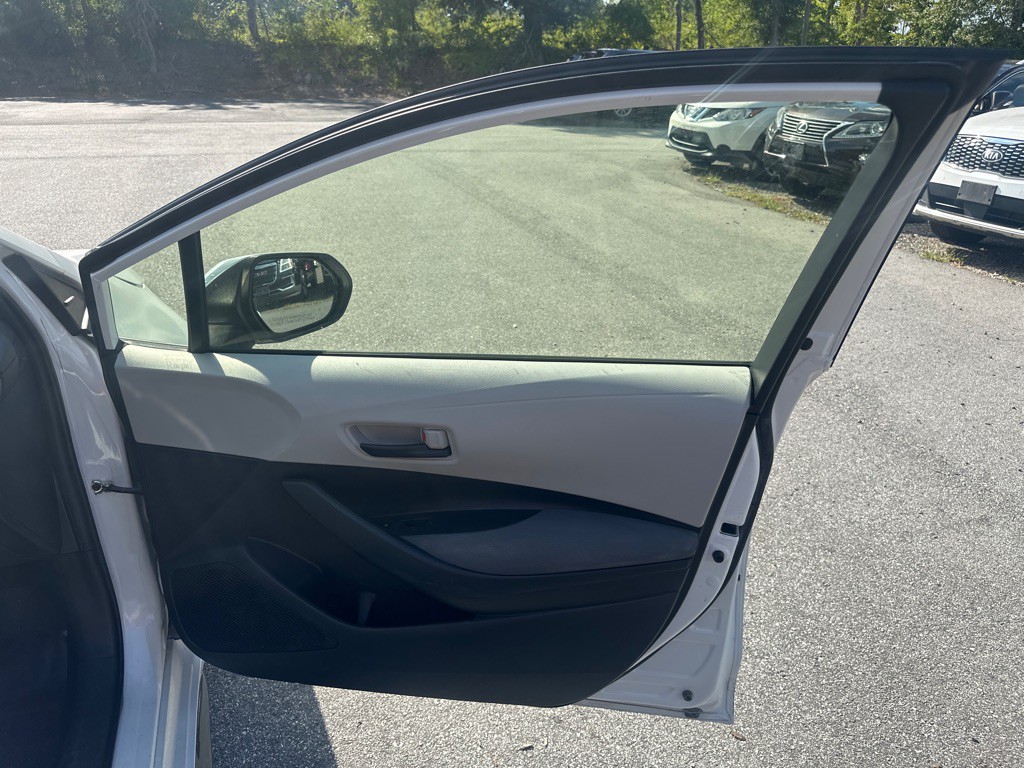 2022 Toyota Corolla Image 24