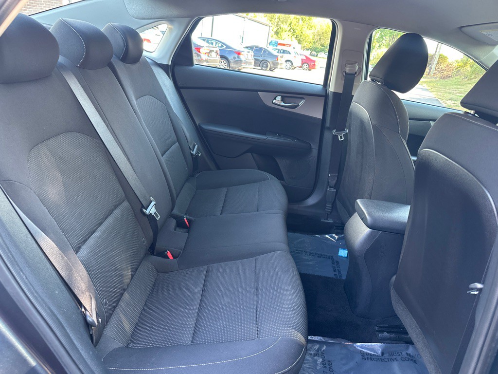 2021 Kia Forte Image 9