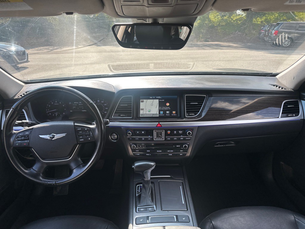 2018 Genesis G80 Image 21