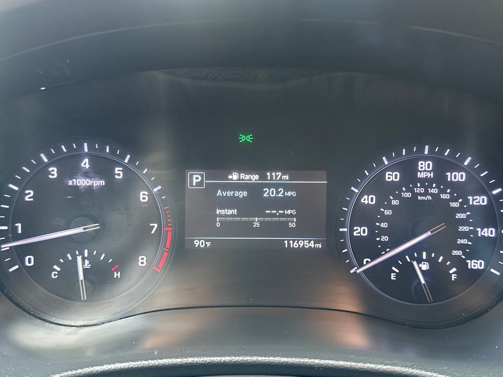 2018 Genesis G80 Image 36