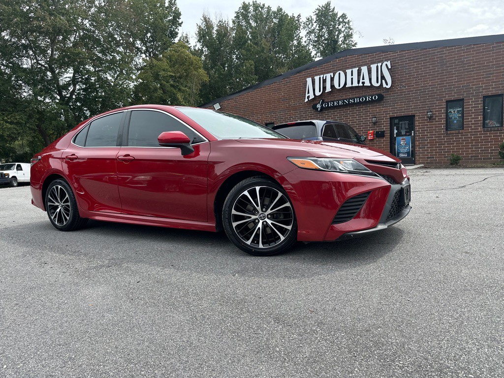 2019 Toyota Camry Image 25