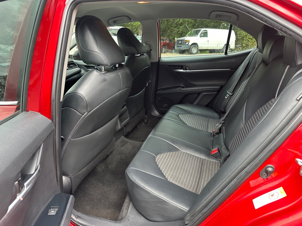 2019 Toyota Camry Image 29